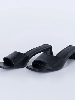 Heeled Mule - Black Lizard - SHOE US 10